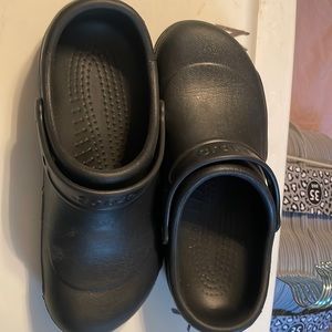 Black Healthcare Crocs Mens size 10 womens size 12 barely worn